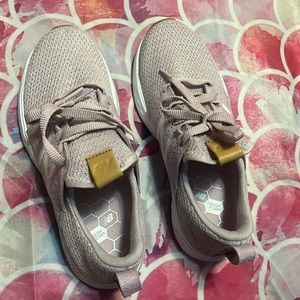 New Balance Baby pink sneakers